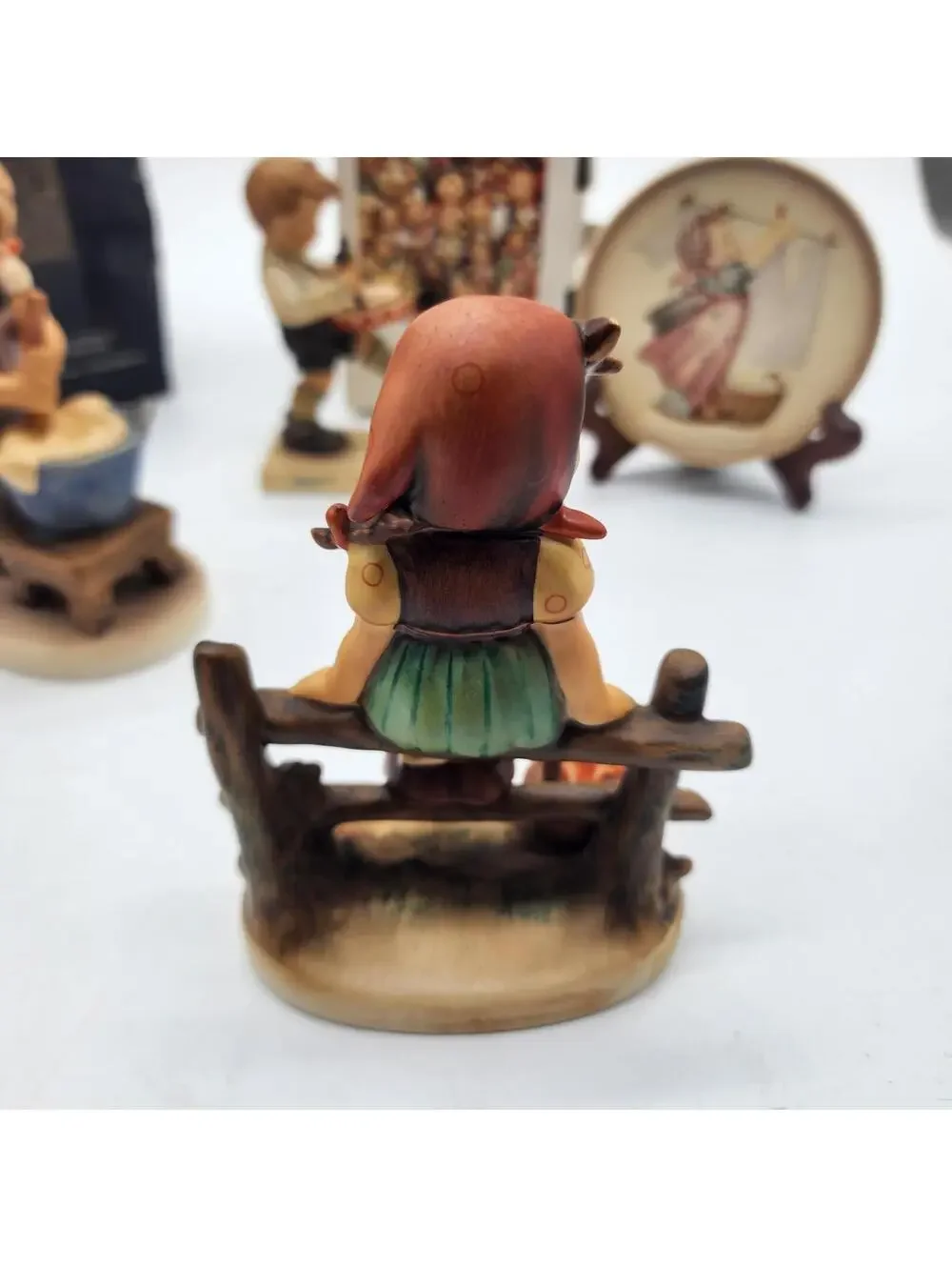 Goebel Hummel Girl on Fence Figurine TMK6 #112/1 Germany Mint Condition